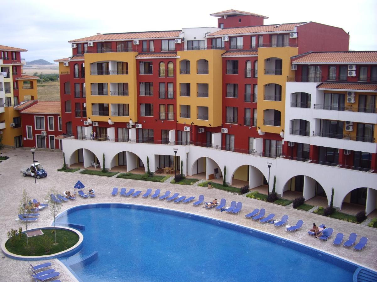 Apartment Studio Deluxe Marina Cape 4 Stars Resort 33 5 Aheloy Esterno foto