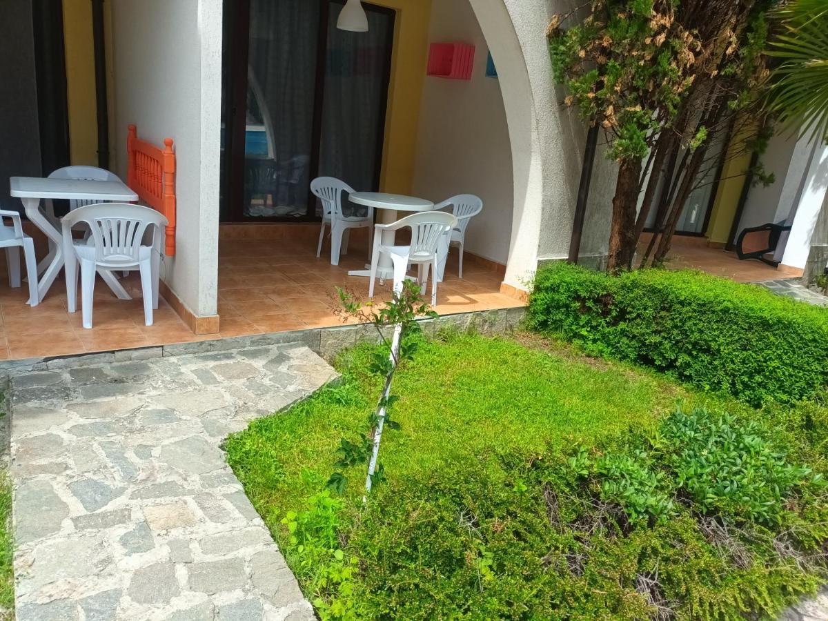 Apartment Studio Deluxe Marina Cape 4 Stars Resort 33 5 Aheloy Esterno foto